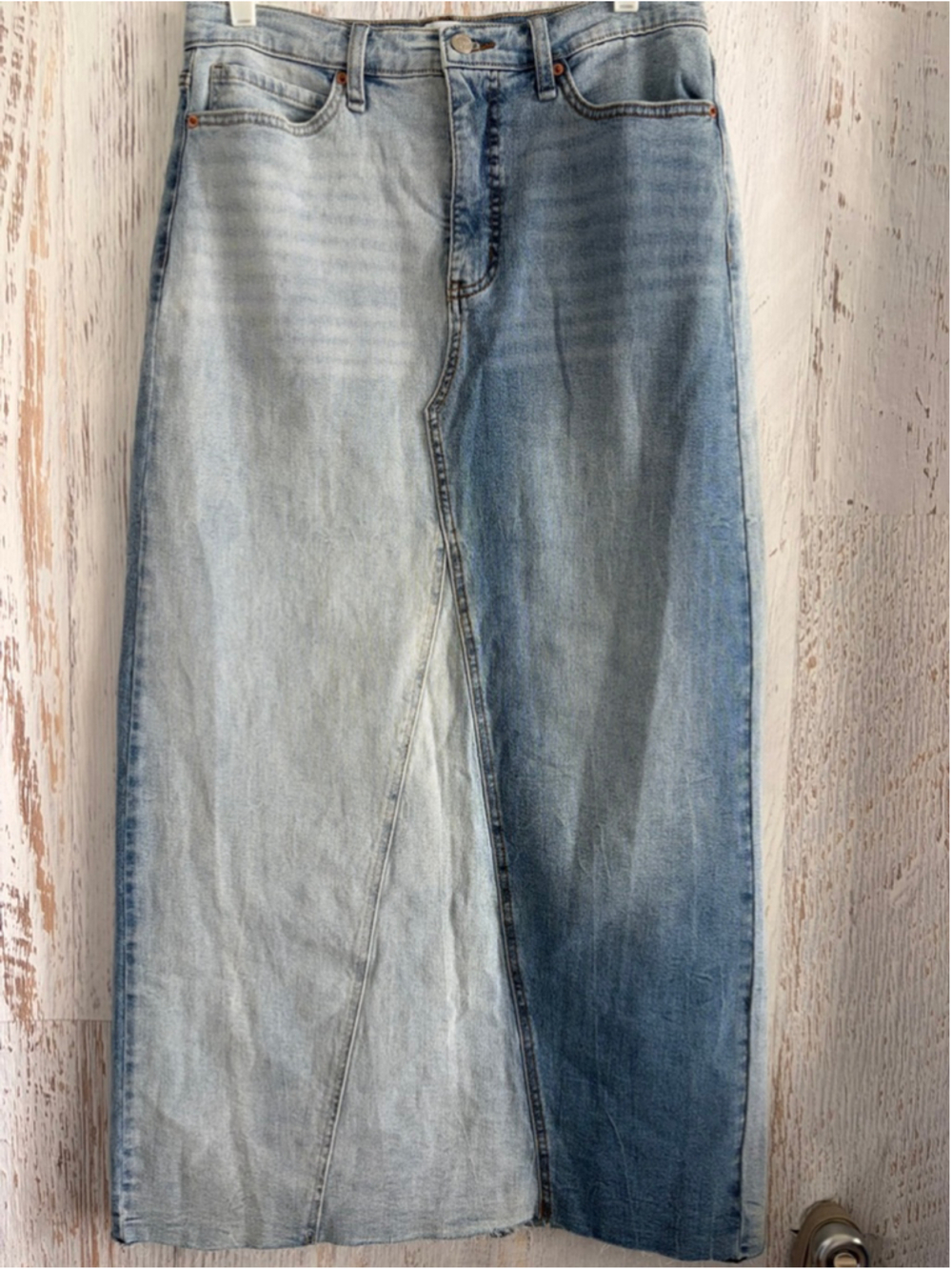 Women's Jessica Simpson Two-Tone Denim Maxi Skirt Size 10 Blue